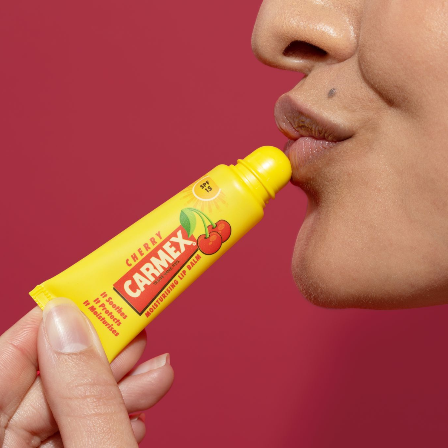 CARMEX Tube Cerise SPF15